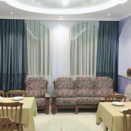 Sunny Hotel Batumi Makhinjauri Extérieur photo