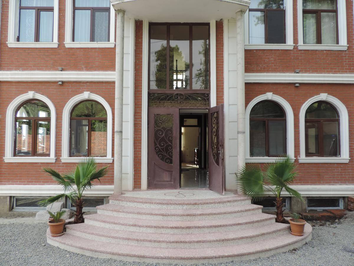 Sunny Hotel Batumi Makhinjauri Extérieur photo